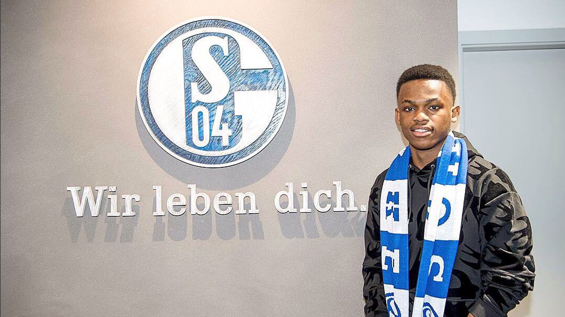 范德贝克为 范德贝克为